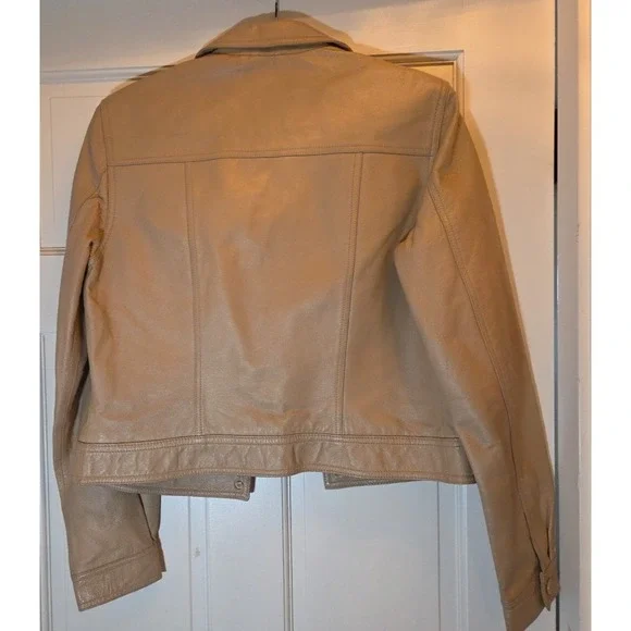 NEWPORT NEWS Easy Style 100% Genuine Leather-Beige Jacket Womens Size 8 - Picture 2 of 8
